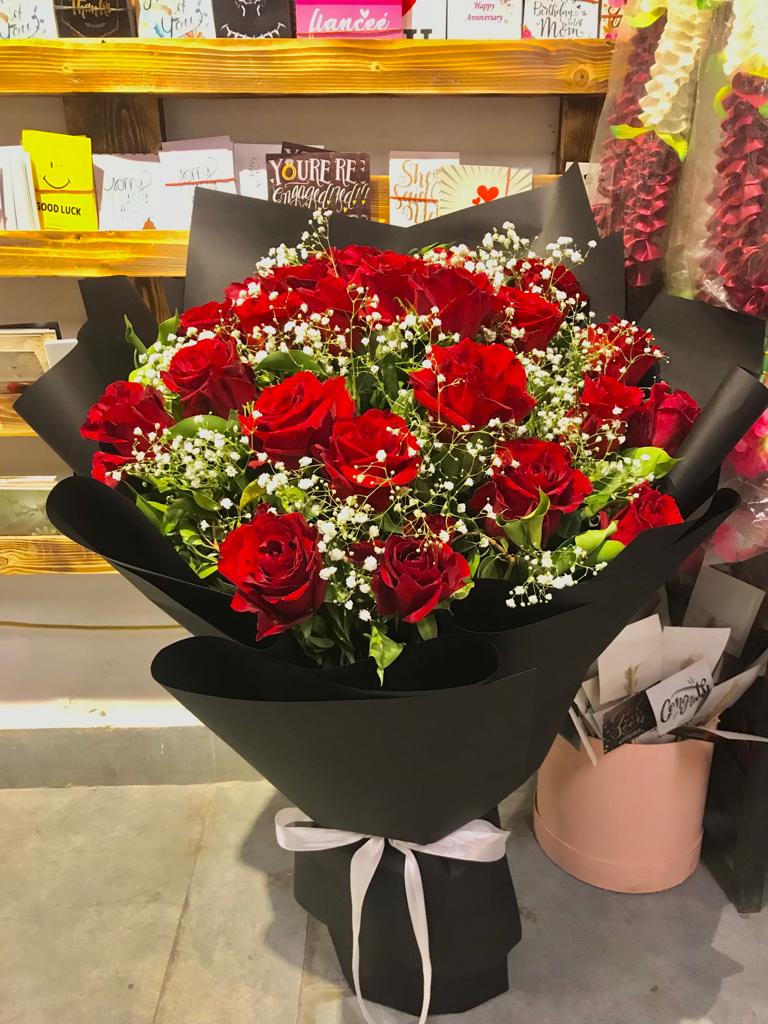 Fresh Flowers Boquet send flowers Pakistan - Fresh Flowers Bouquet - GiftDelivery.pk