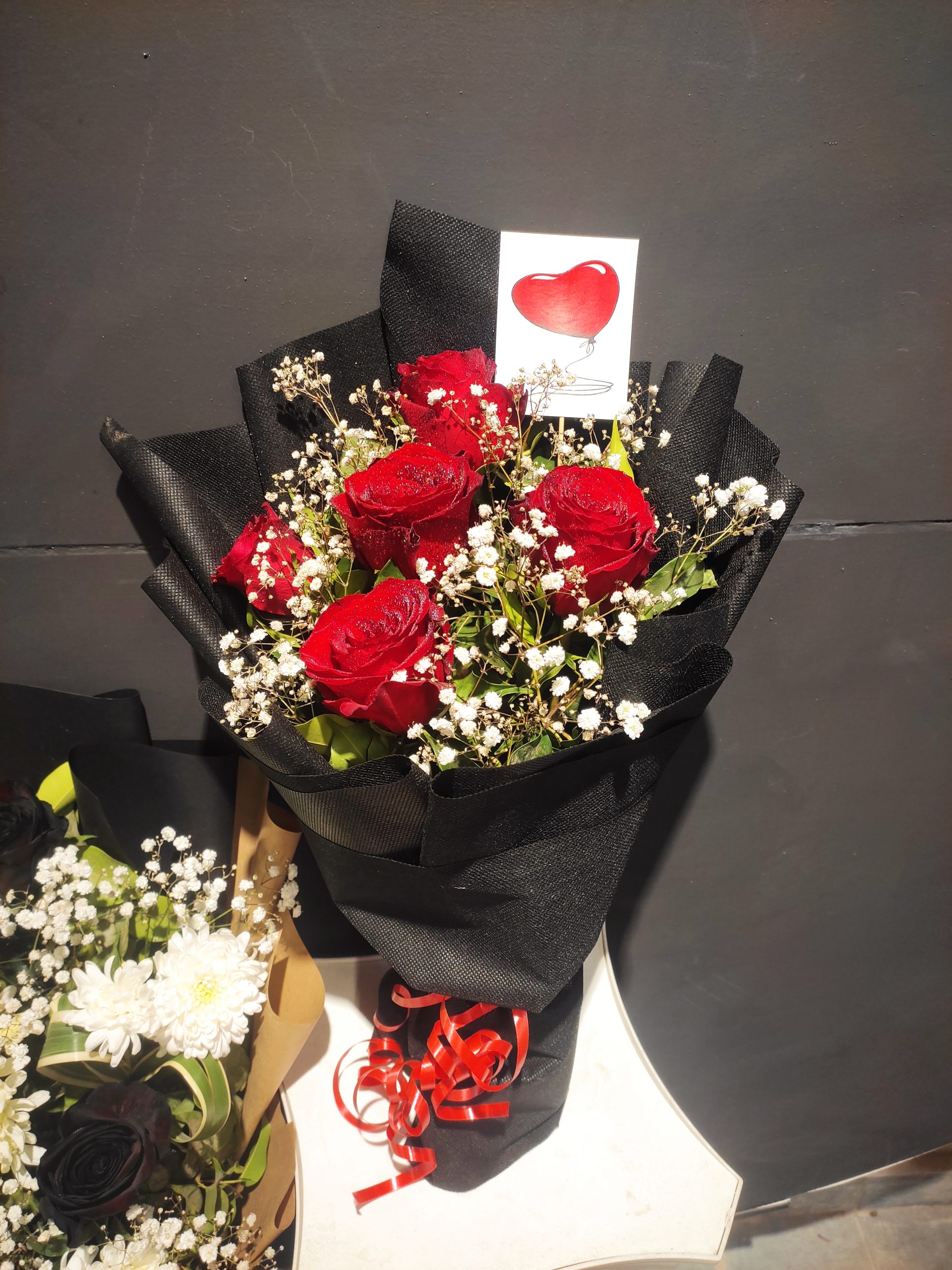 Blossoms Lahore - GiftDelivery.pk Blossoms Lahore - GiftDelivery.pk