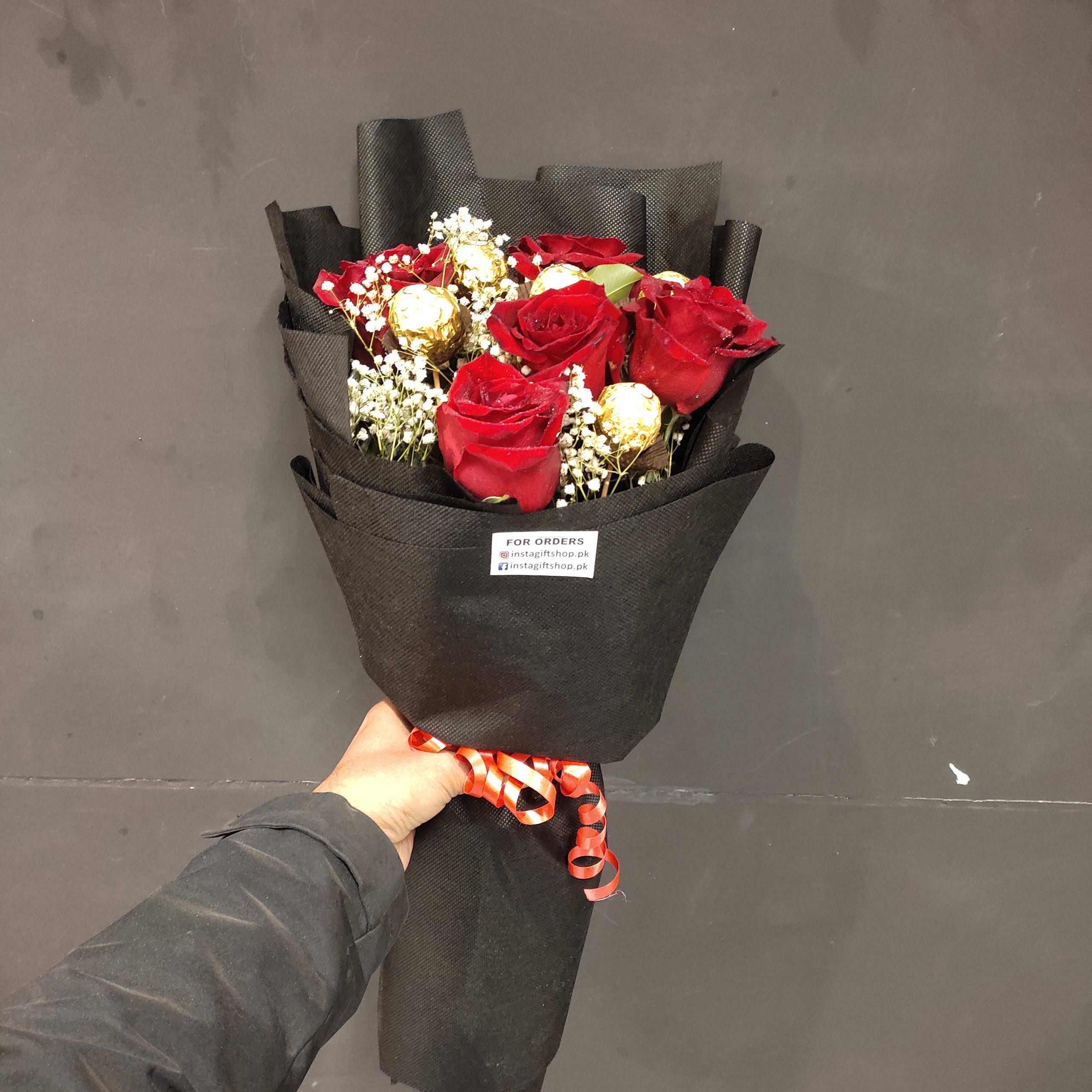 Send Flowers to Pakistan Send Flowers to Pakistan