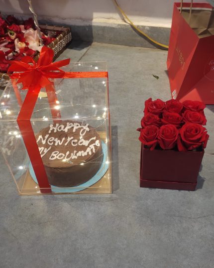 Acrylic Cake Box and flowers - GiftDelivery.pk
