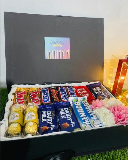 Chocolate box and bouquet - GiftDelivery.pk
