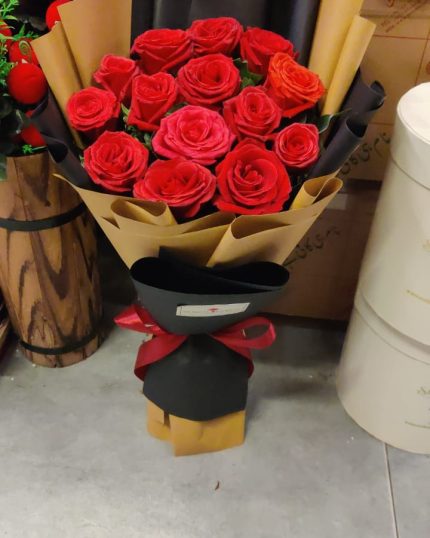 Valentines Day Flowers - GiftDelivery.pk