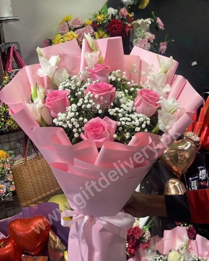 Mother's Day Bouquet - GiftDelivery.pk