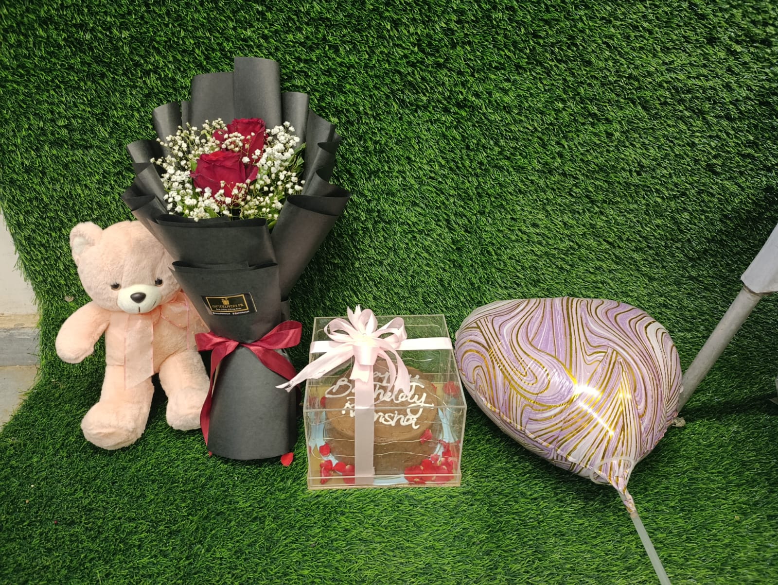 Birthday Flower Bouquet Birthday Flower Bouquet - GiftDelivery.pk
