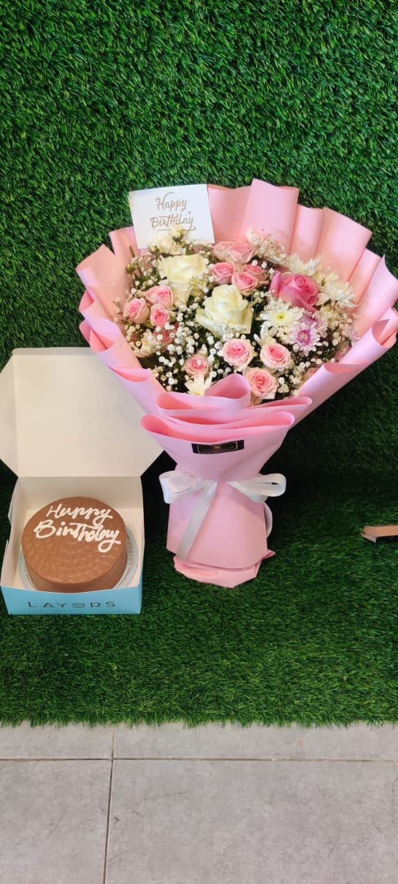 Birthday Flowers and Cake for Her Birthday Flowers and Cake for Her | GiftDelivery.pk