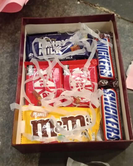 Chocolate Gift Box - GiftDelivery.pk